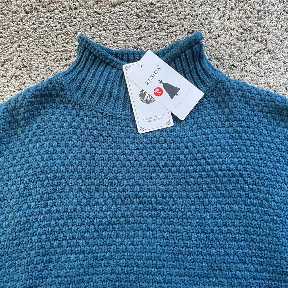 Sweater - Picture 2 of 2